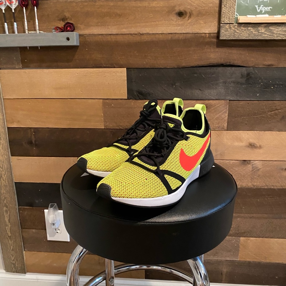 Nike dual racer running shoe